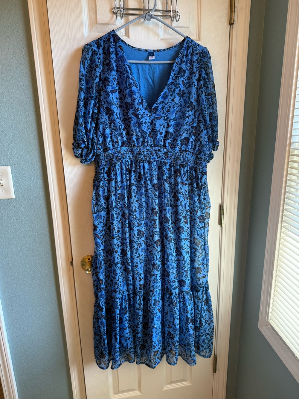 Old Navy Blue Floral V-Neck Tiered Dress